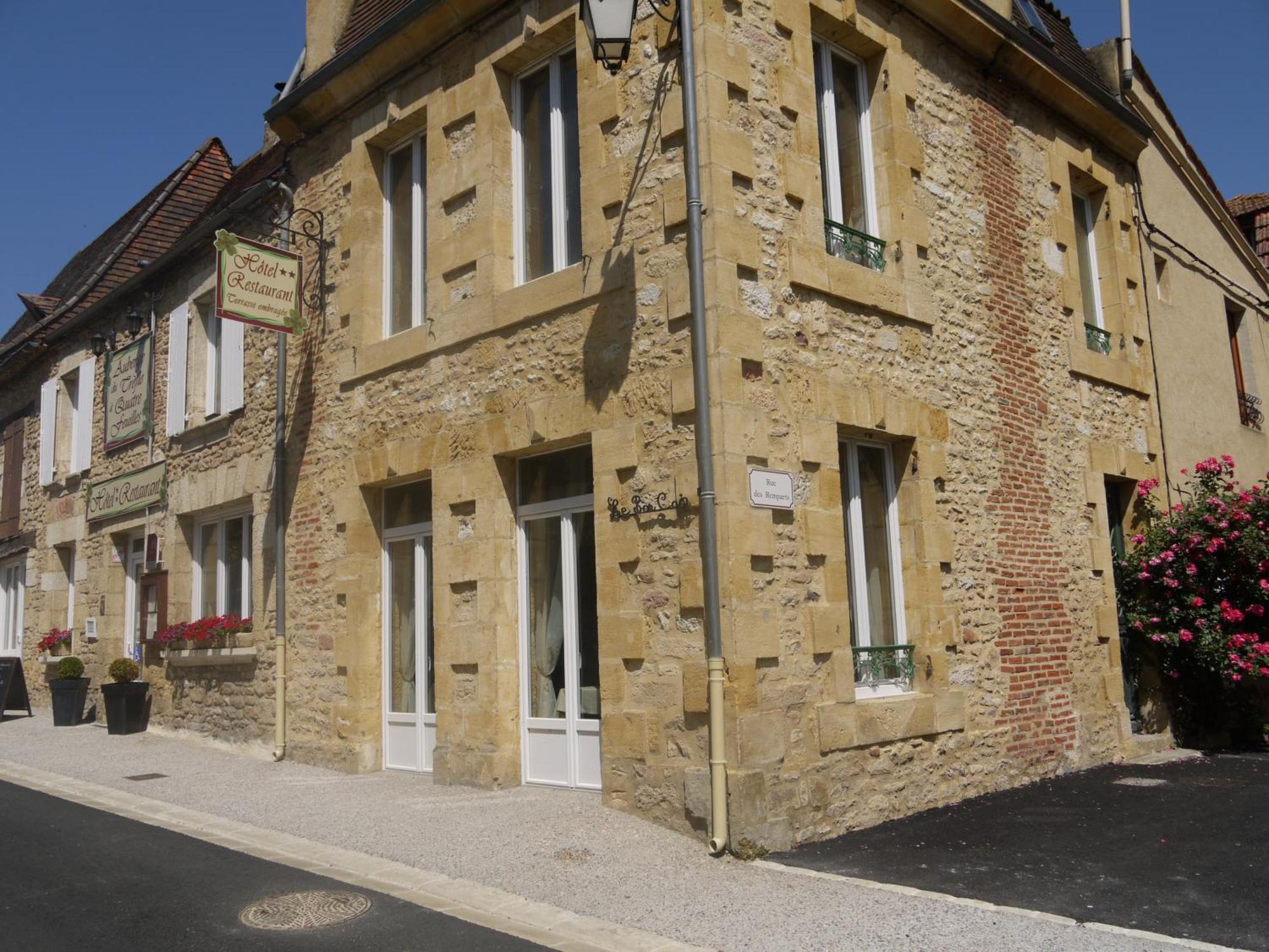 Le Trefle A Quatre Feuilles Hotel Siorac-en-Perigord ภายนอก รูปภาพ