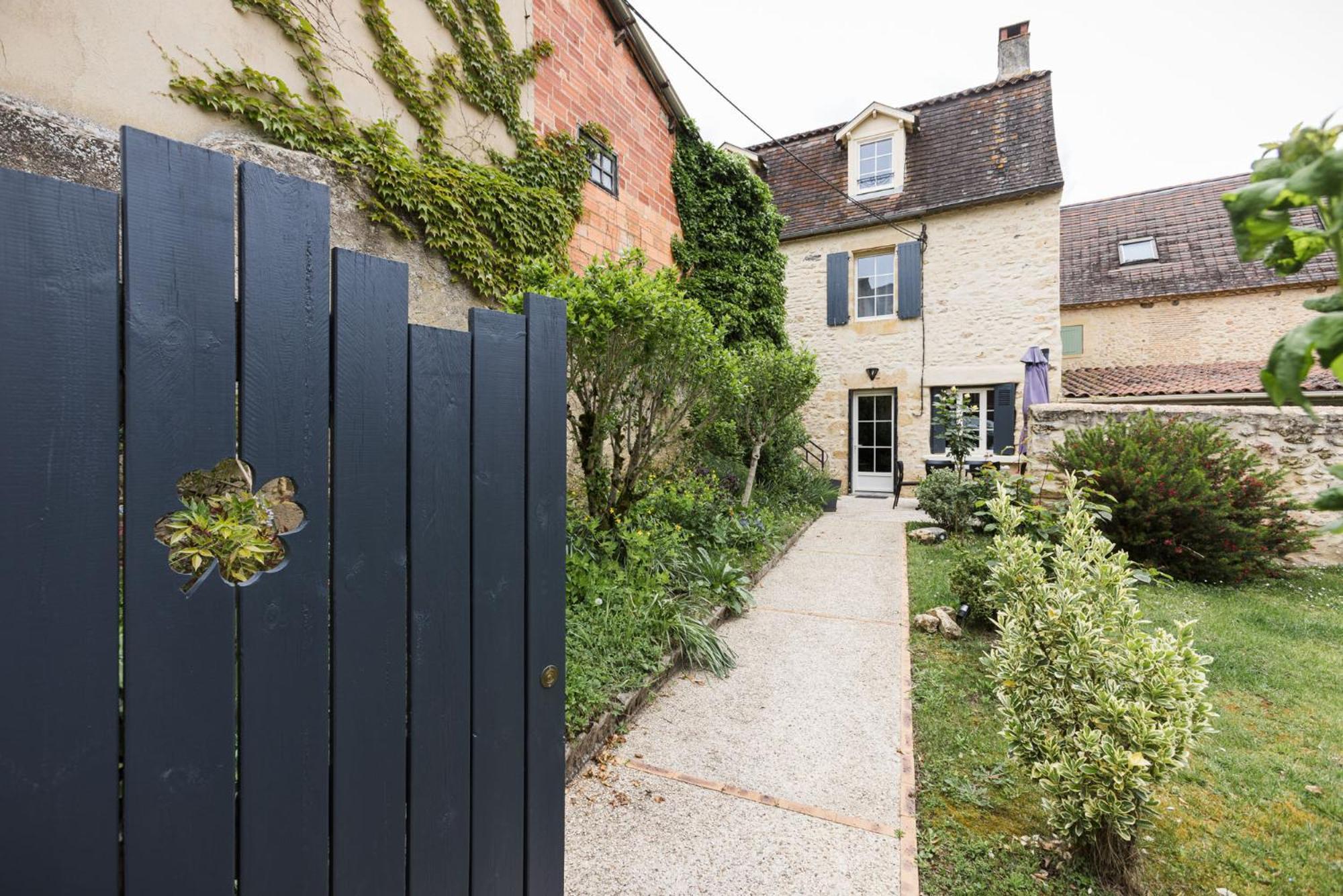 Le Trefle A Quatre Feuilles Hotel Siorac-en-Perigord ภายนอก รูปภาพ