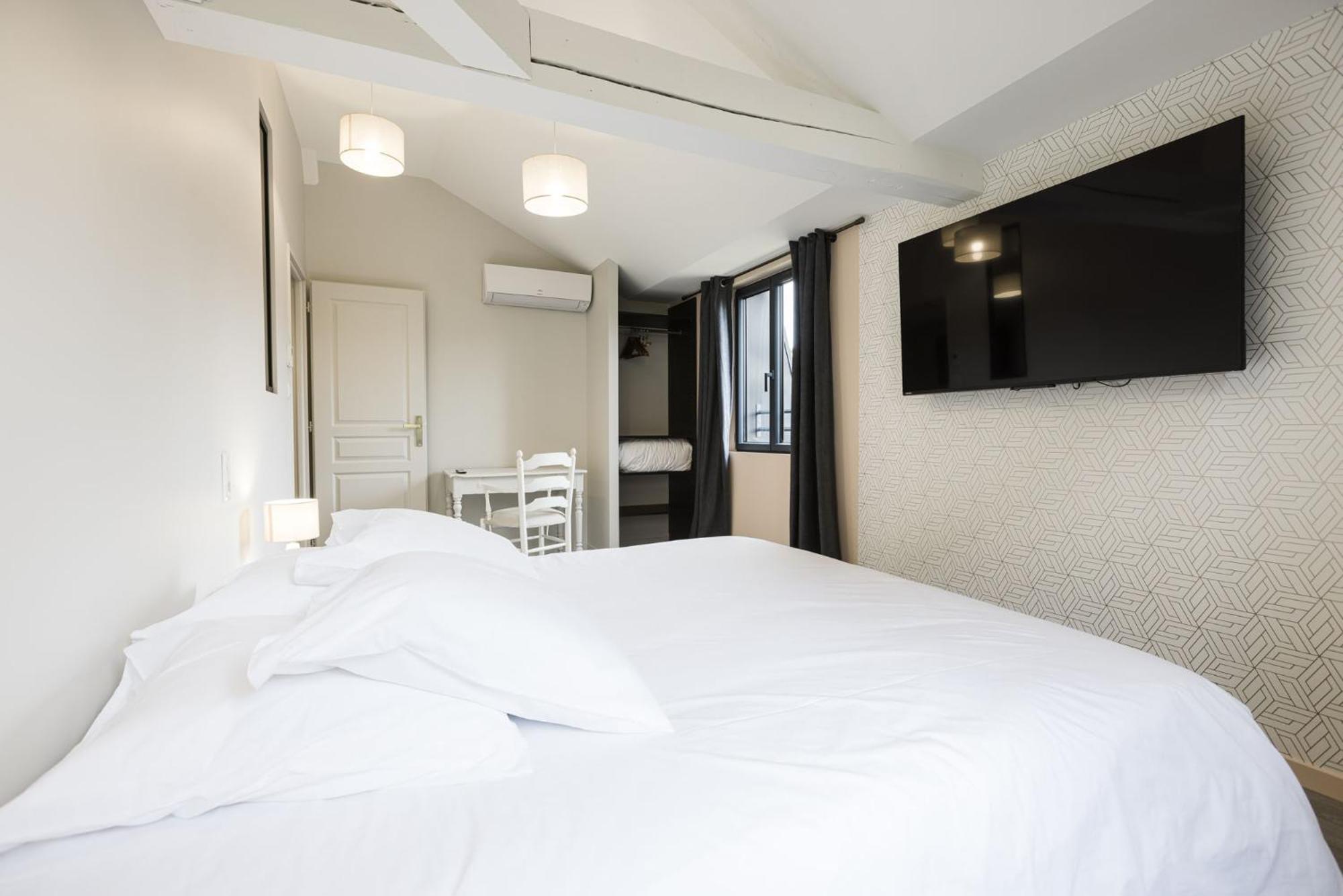 Le Trefle A Quatre Feuilles Hotel Siorac-en-Perigord ภายนอก รูปภาพ