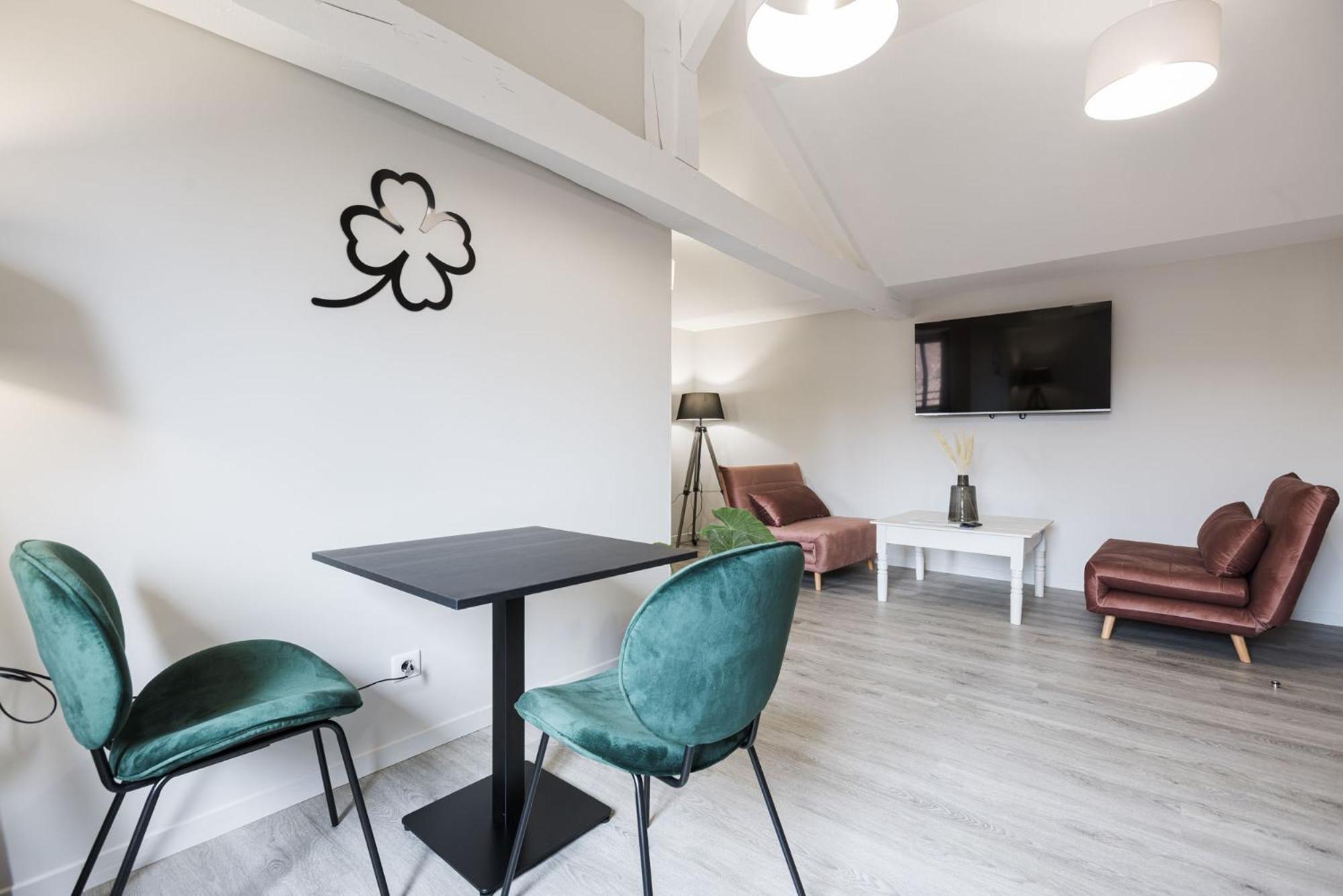 Le Trefle A Quatre Feuilles Hotel Siorac-en-Perigord ภายนอก รูปภาพ